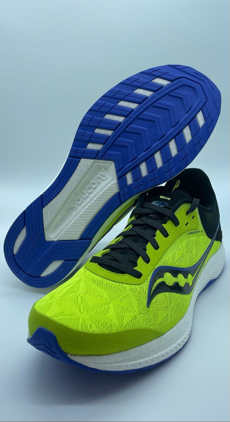 Tenis Saucony Freedom 5 Americanos